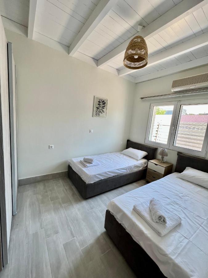 Vaso Beach Front Villa Jaliszósz Kültér fotó